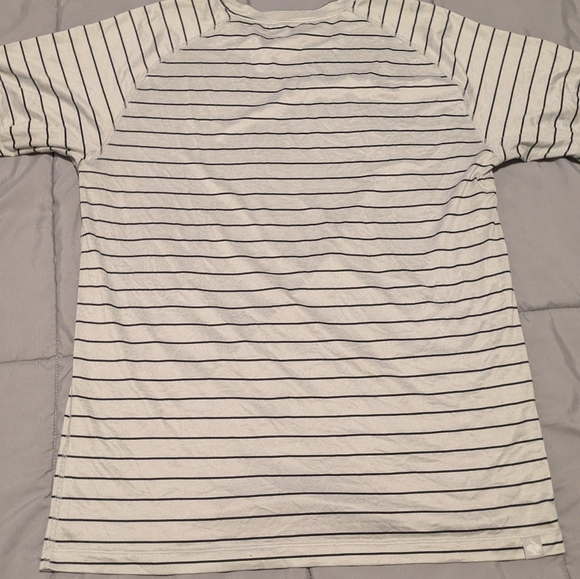 Men's Rabbit EZ Tee - Picture 6 of 6